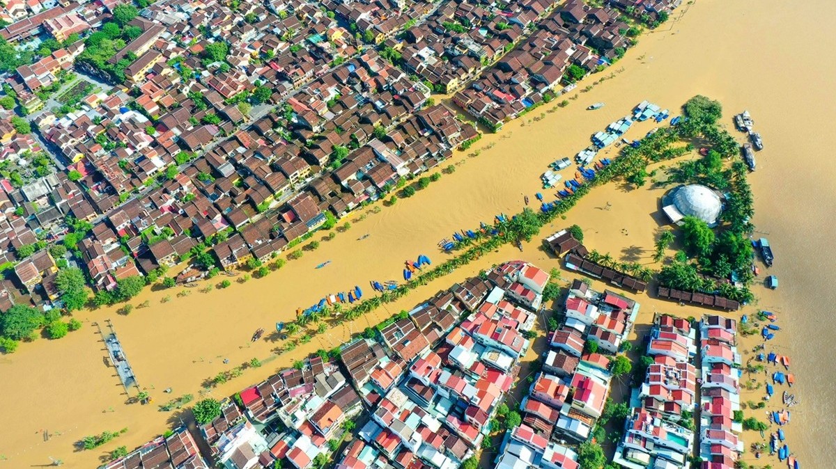 Flood waters surrounding homes and infrastructure