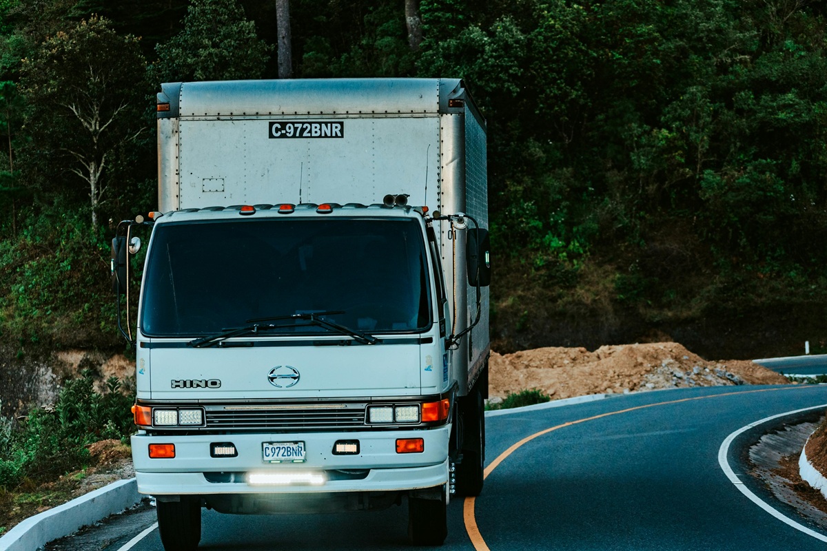 Omdena Reduced Delivery Distance, Fuel Usage, and GHG Emissions by 15% for Carryt Using AI